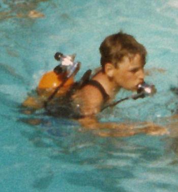 Fil:MD pool training 1986.jpg