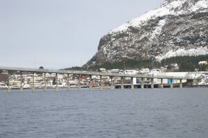 Midsundet liten bro.JPG