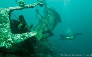 Kollapset styrehus og skorstein